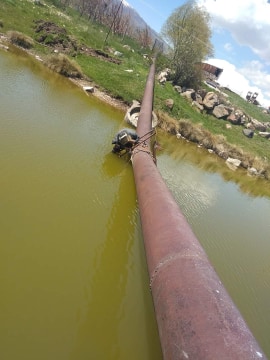 bended_pipe_on_water